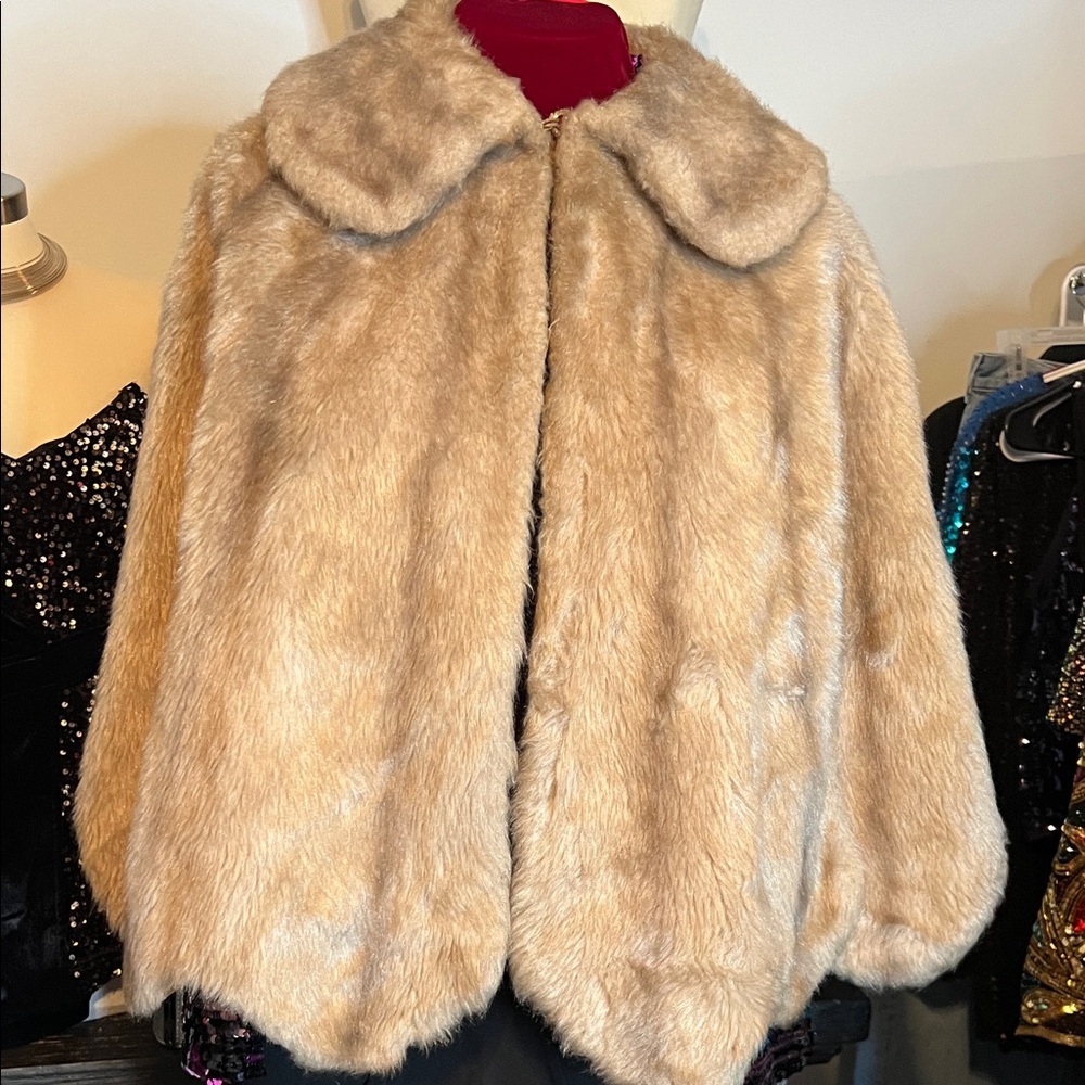 Luxurious Cream Faux Fur Cape